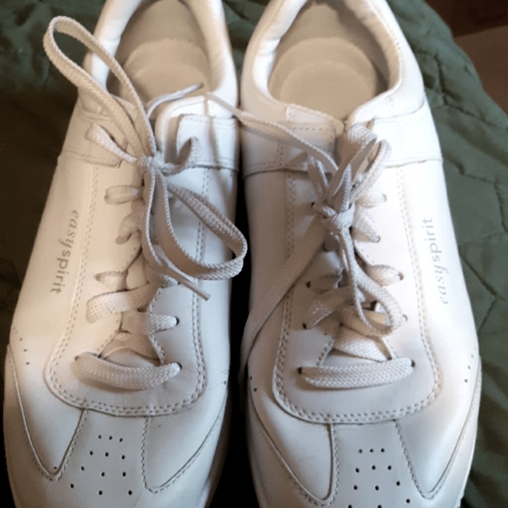 Easy spirit mach100T sneakers